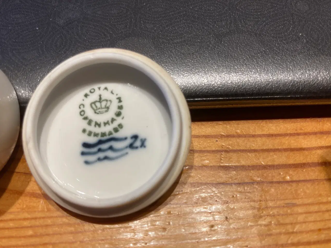 Billede 6 - Pilleæske med låg Royal Copenhagen nr. 4724