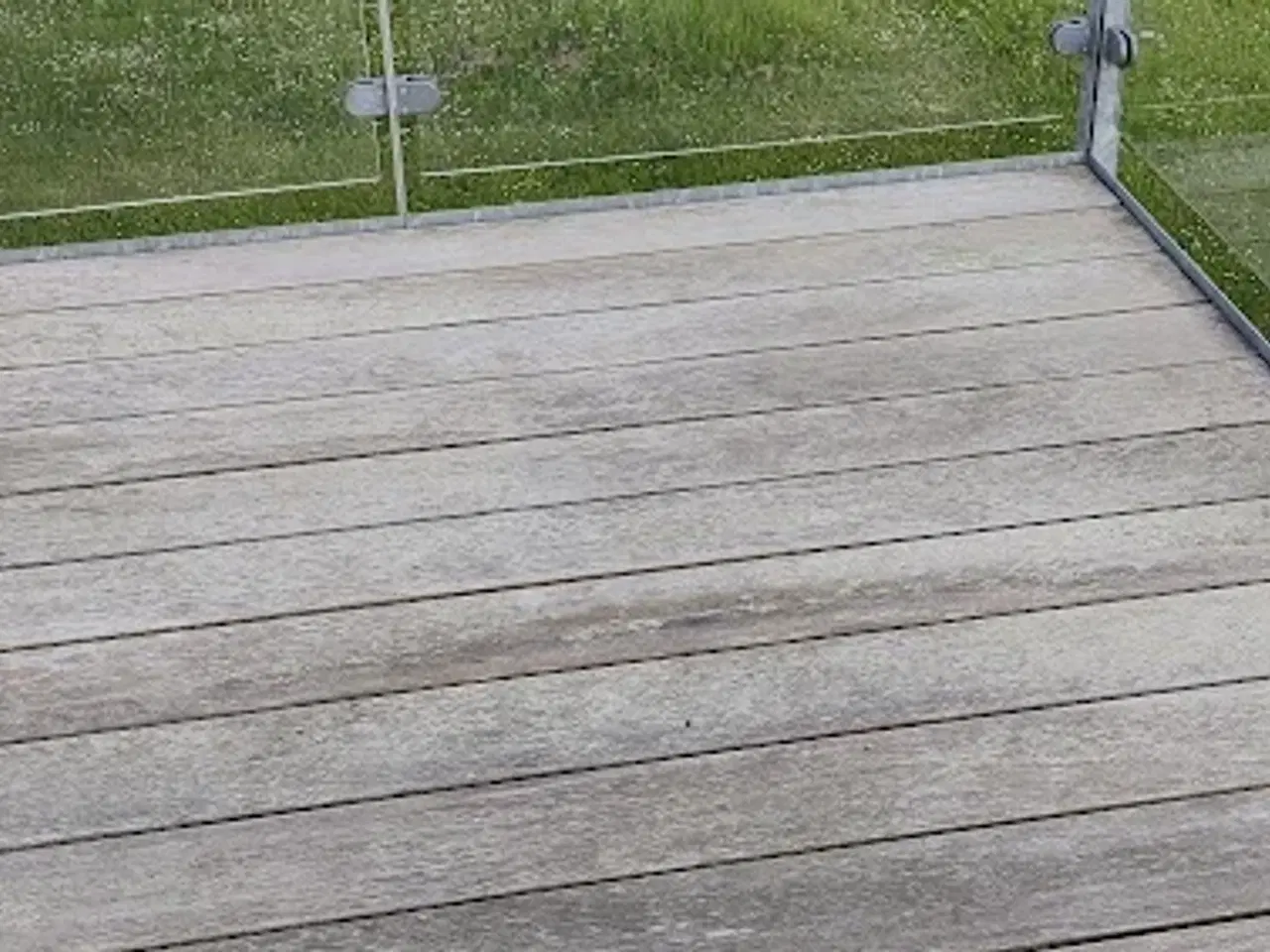 Billede 1 - Altan med glas og galvaniseret stål