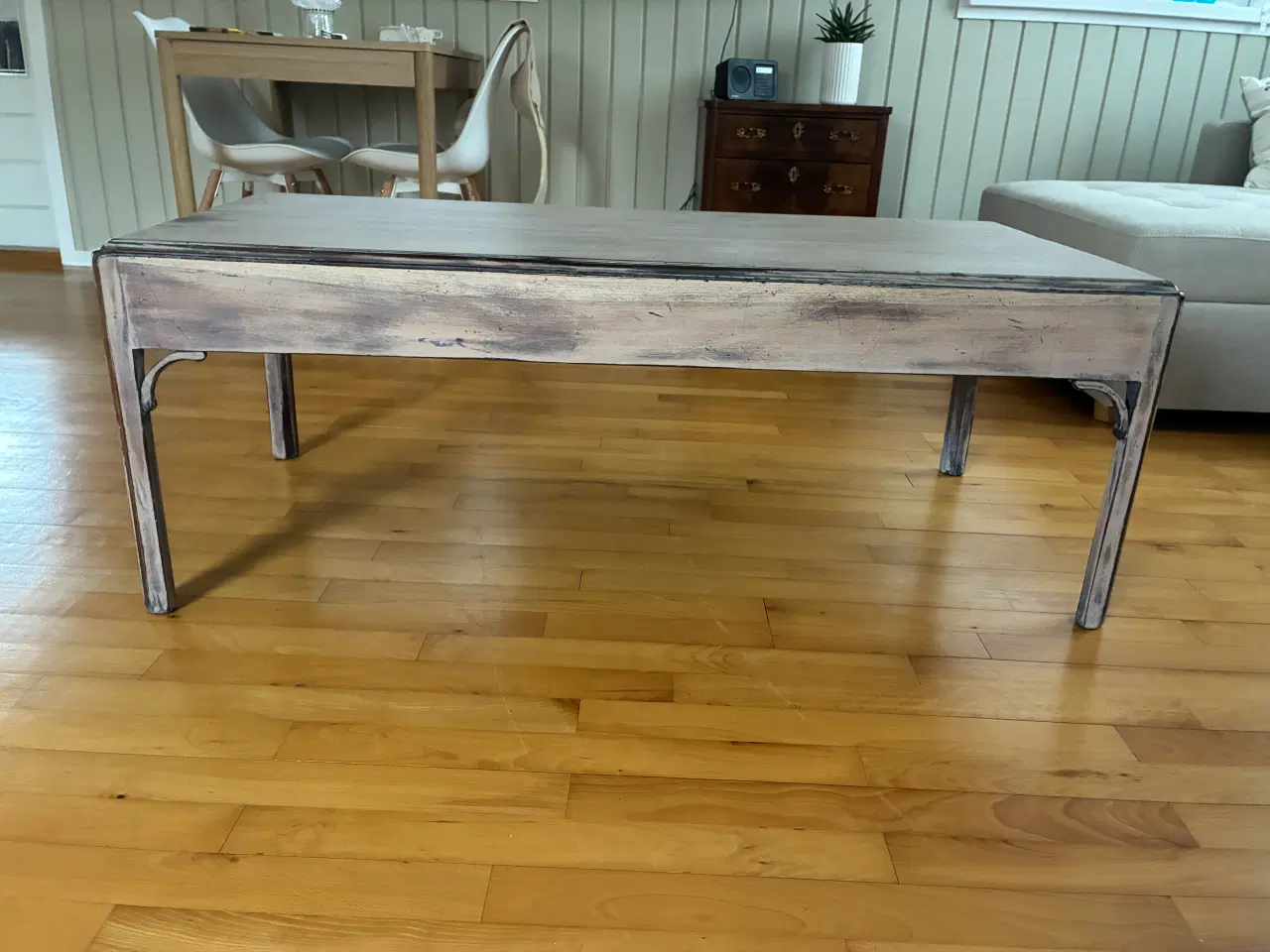 Billede 2 - Sofabord gives væk