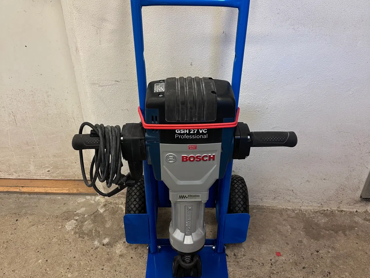 Billede 3 - Professional nedbrydningshammer Bosch GSH 27 VC ud