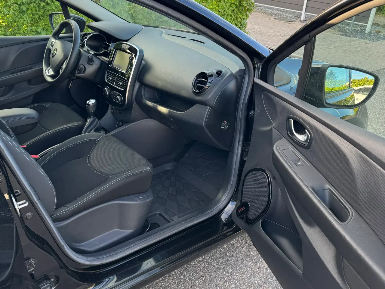 Billede 10 - Renault Clio IV 0,9 TCe Zen Sport Tourer 63.200 km