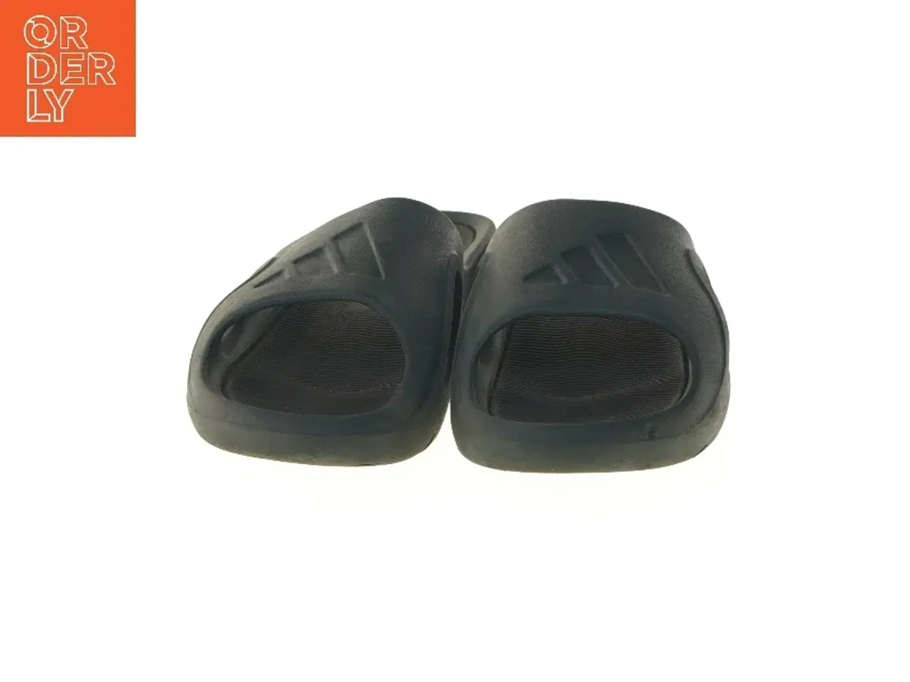 Billede 3 - Mørke / Sorte badesandaler fra Adidas (str. længde 29 cm)ca str 44