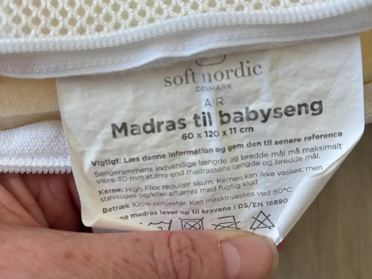 Billede 3 - Madras til babyseng 
