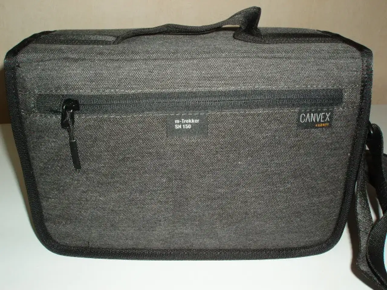 Billede 1 -  Kamerataske Lowepro m-Trekker SH150