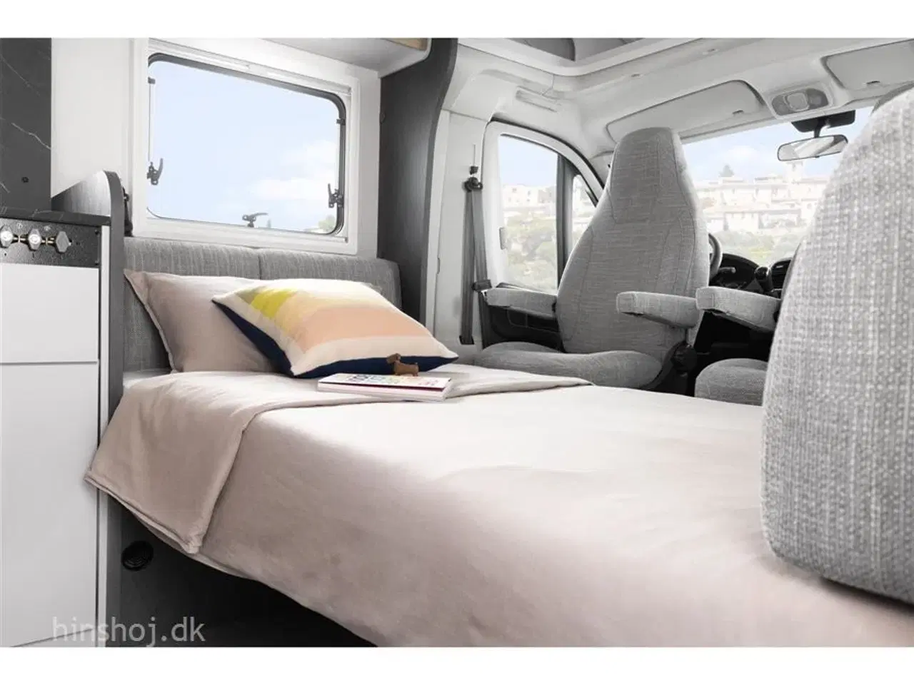 Billede 26 - 2026 - Etrusco T 7.4 SBC Scandic Edition Aut. Etrusco by Hymer er Italiensk Elegance og Komfort fra Hinshøj Caravan