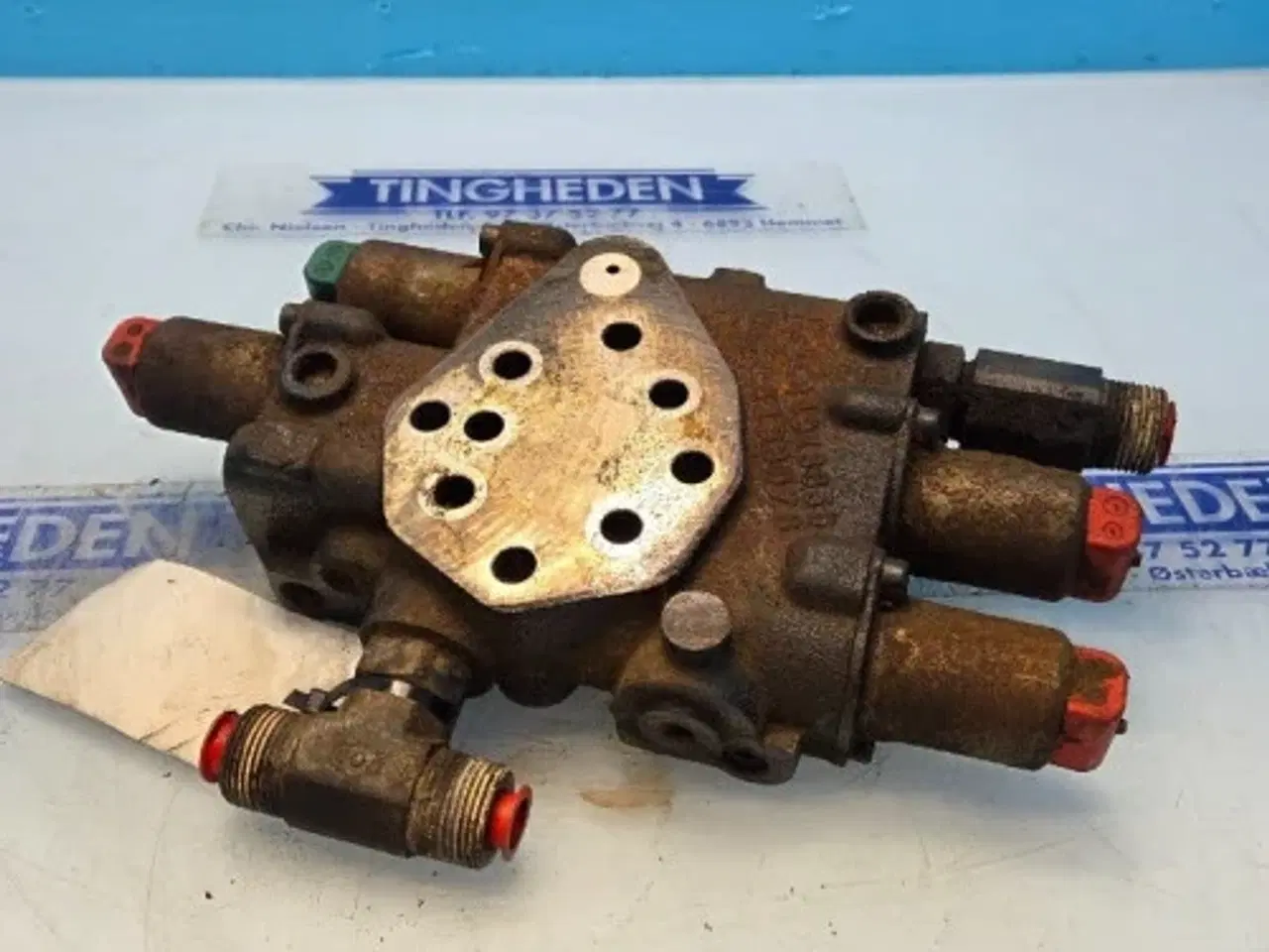 Billede 15 - New Holland T7.315 Hydraulikventil 87523105