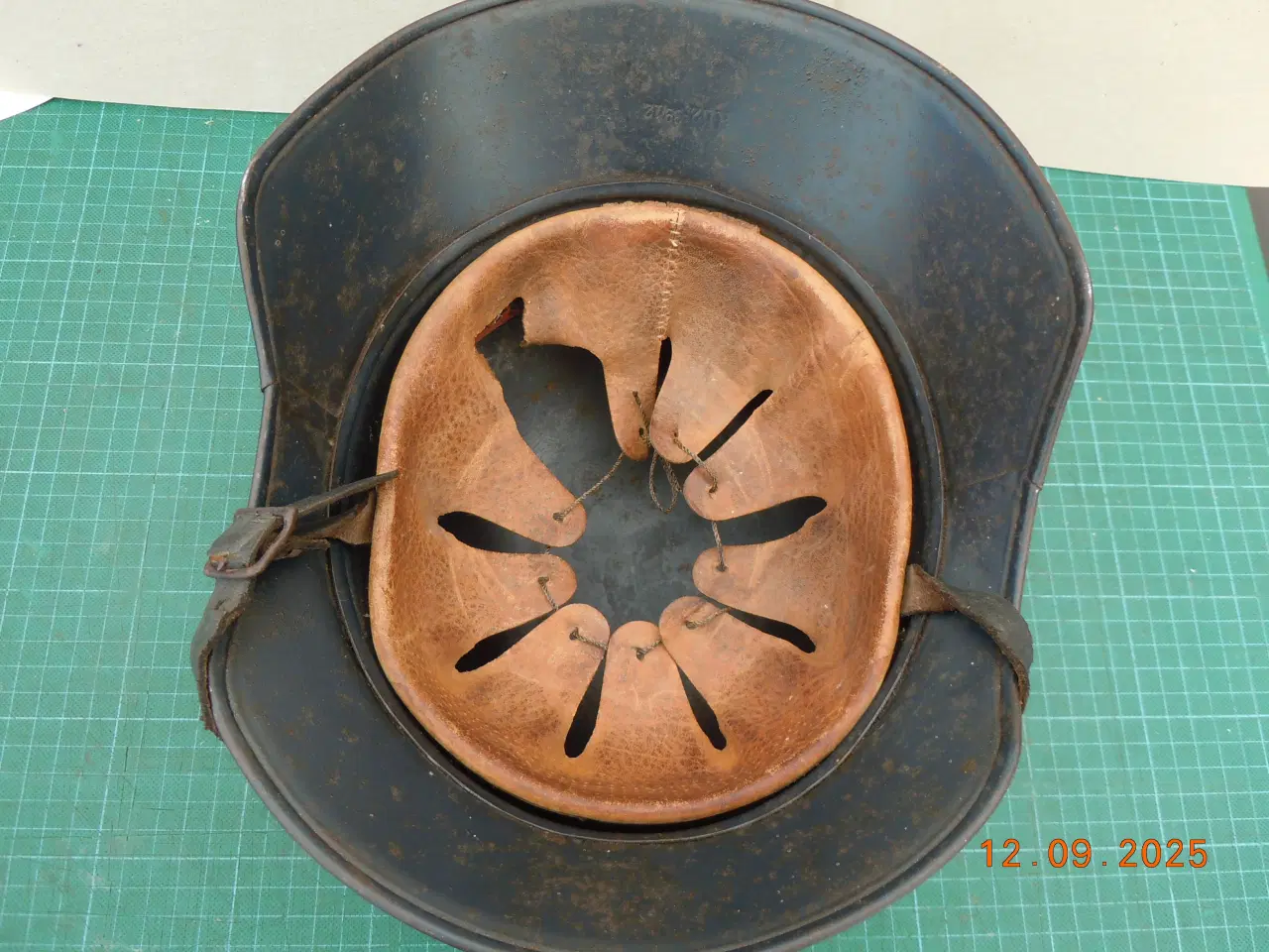 Billede 5 - Tysk hjelm, Luftschutz 2. V.K.