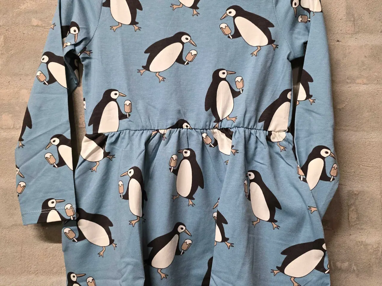 Billede 2 - Nye kjoler 