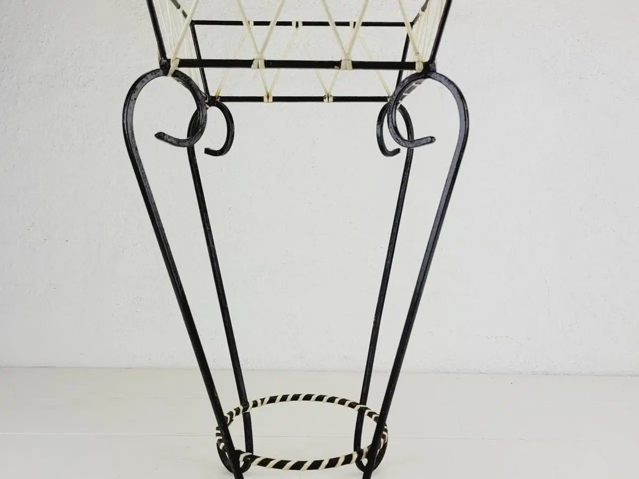 Billede 4 - ⭐️ Vintage Plante / Blomsteropsats i Metal
