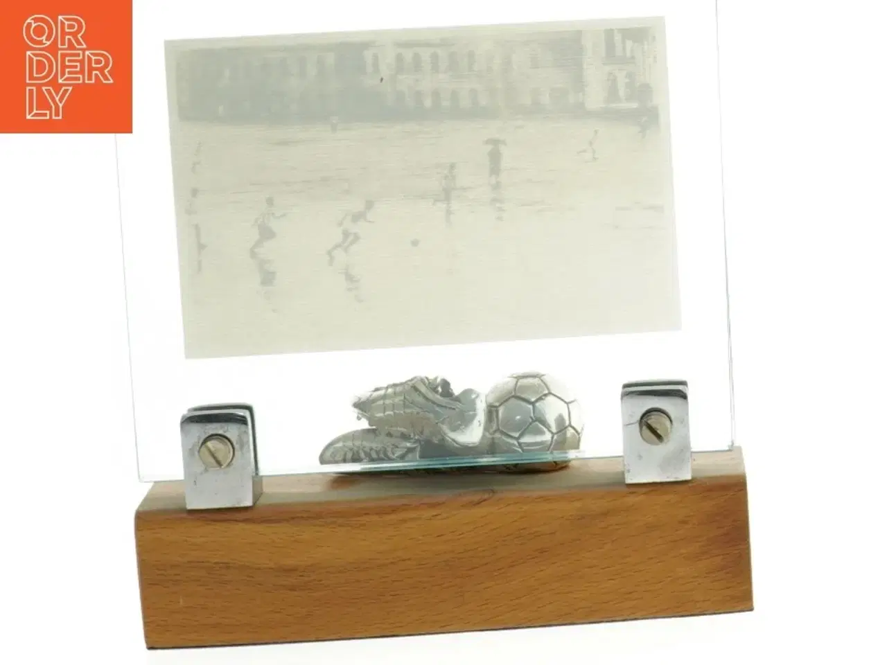 Billede 2 - Fotoramme med fodbold motiv (str. 15x14 cm)