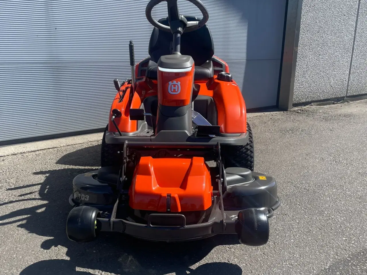 Billede 2 - Husqvarna R214TS Inkl. 103cm klippebord