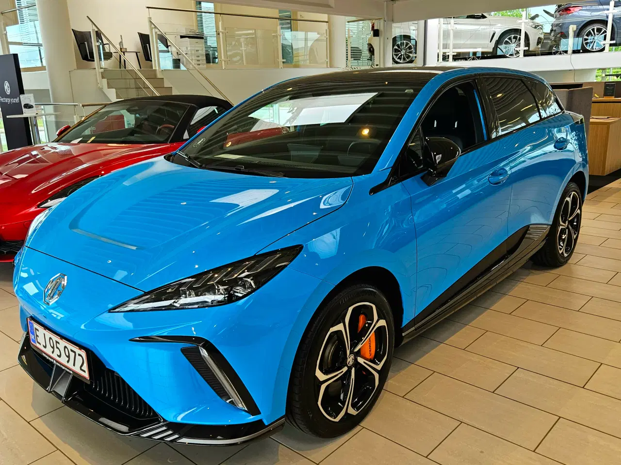 Billede 12 - X-POWER i Brighton Blue. Perfekt stand – som ny.