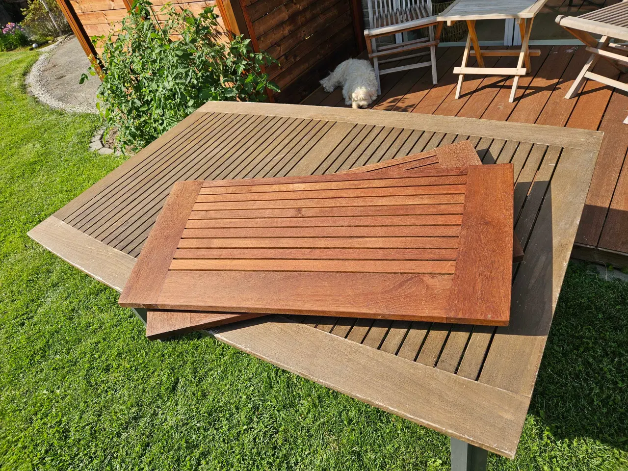 Billede 2 - Havebord i træ med alustel