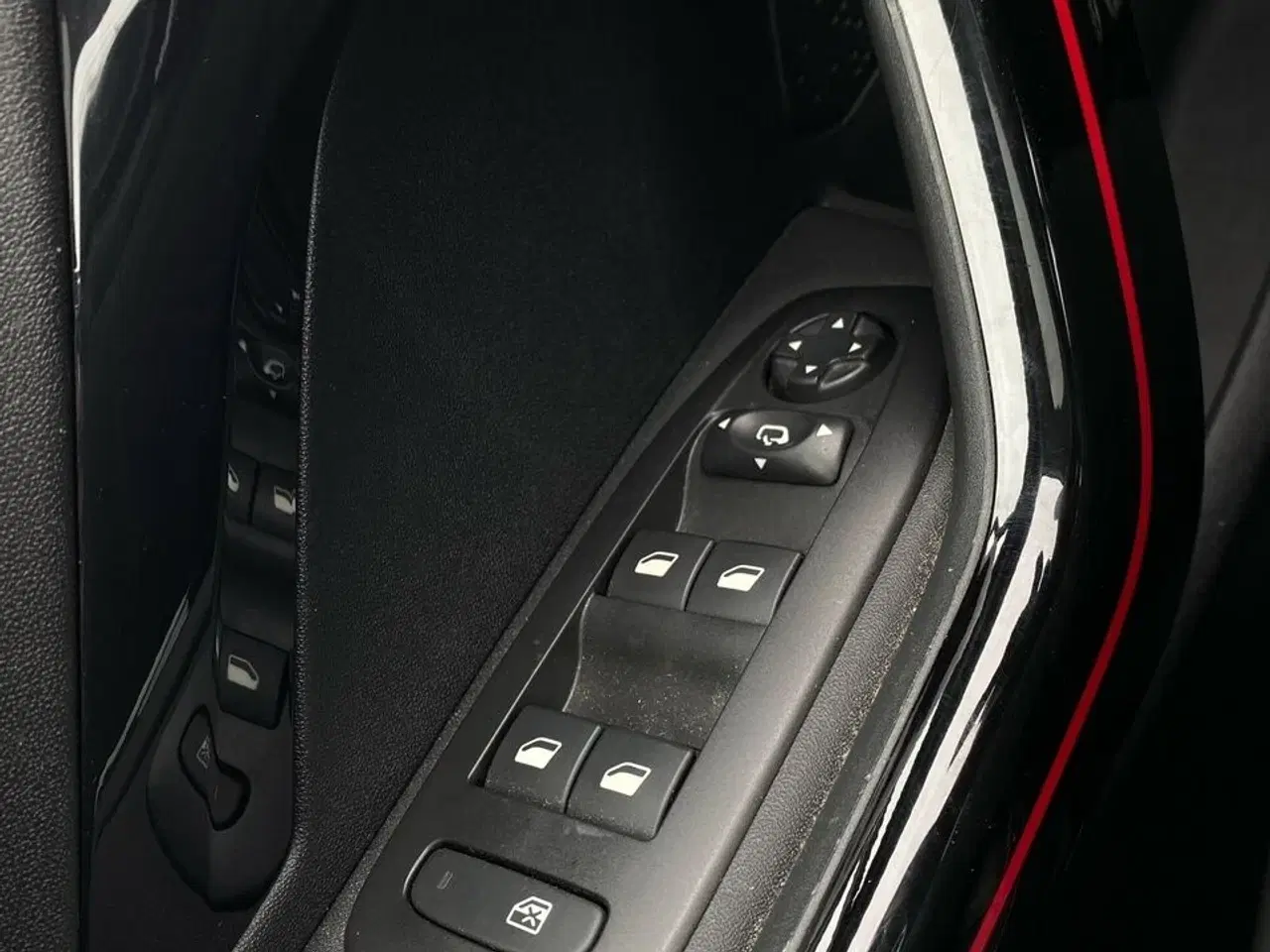 Billede 19 - Peugeot 2008 1,5 BlueHDi GT Line Sky EAT6 120HK 5d 6g Aut.