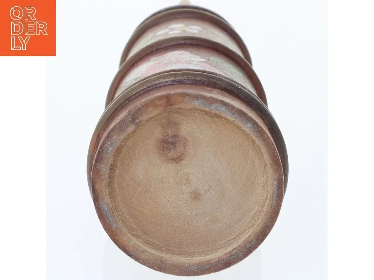 Billede 2 - Miniature smørkærner i træ med fint blomstermotiv (str. 17 cm)