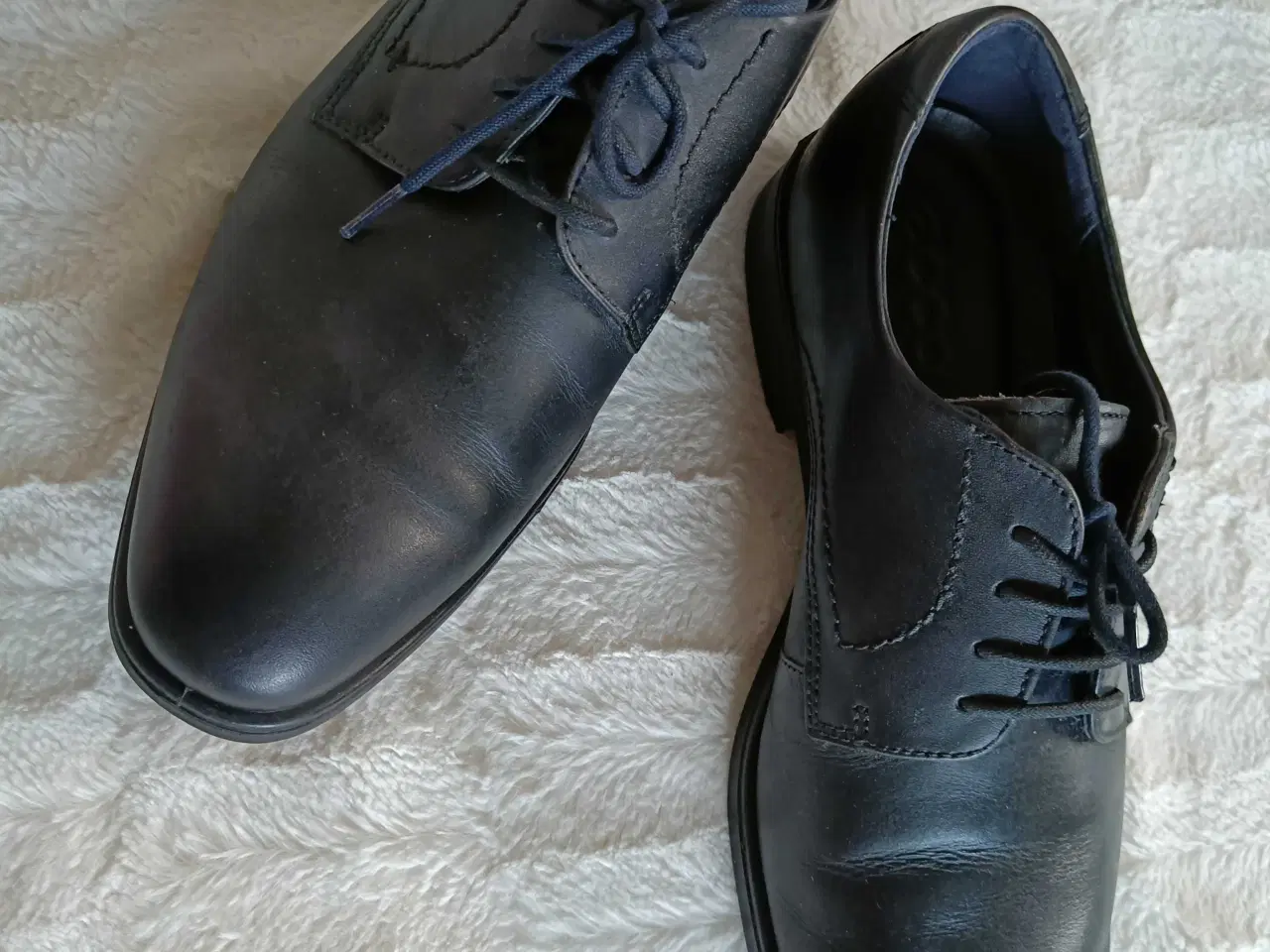 Billede 9 - Ecco sort læder sko 45str