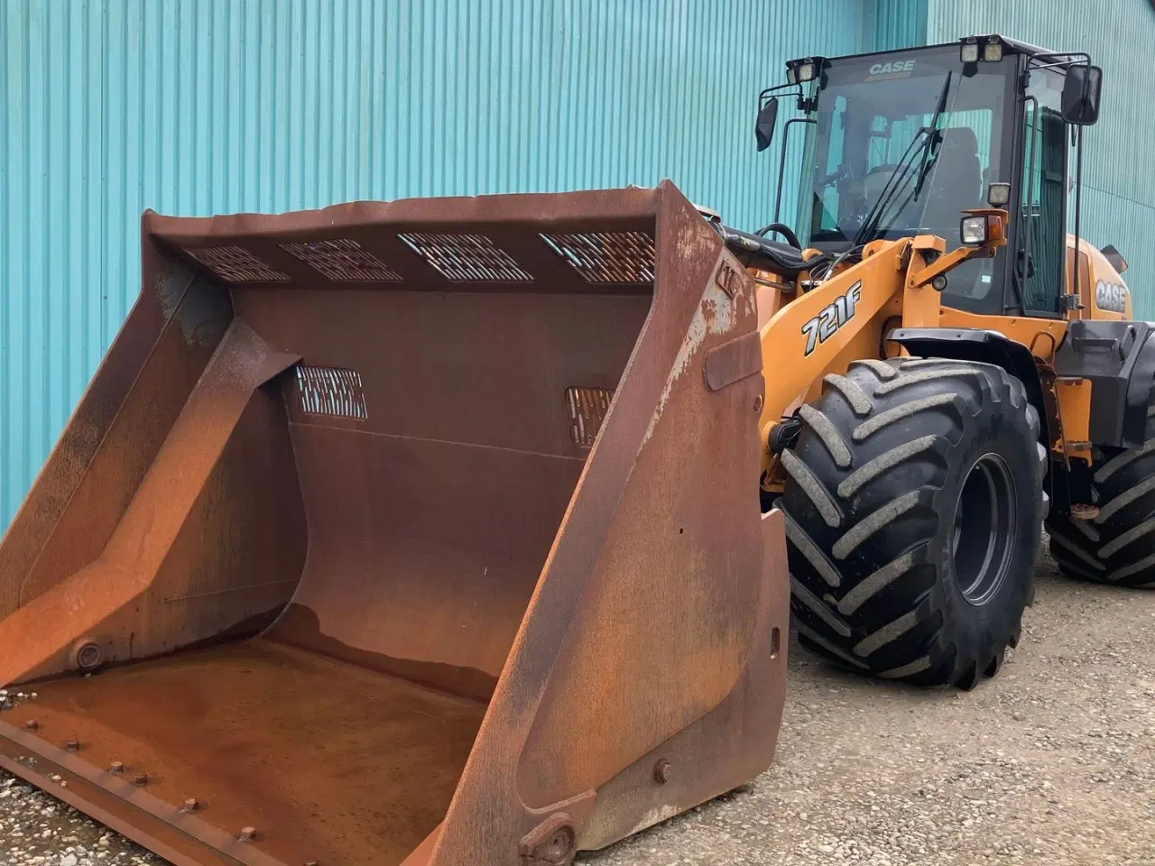 Billede 23 - Case 721 F enejers velholdt!