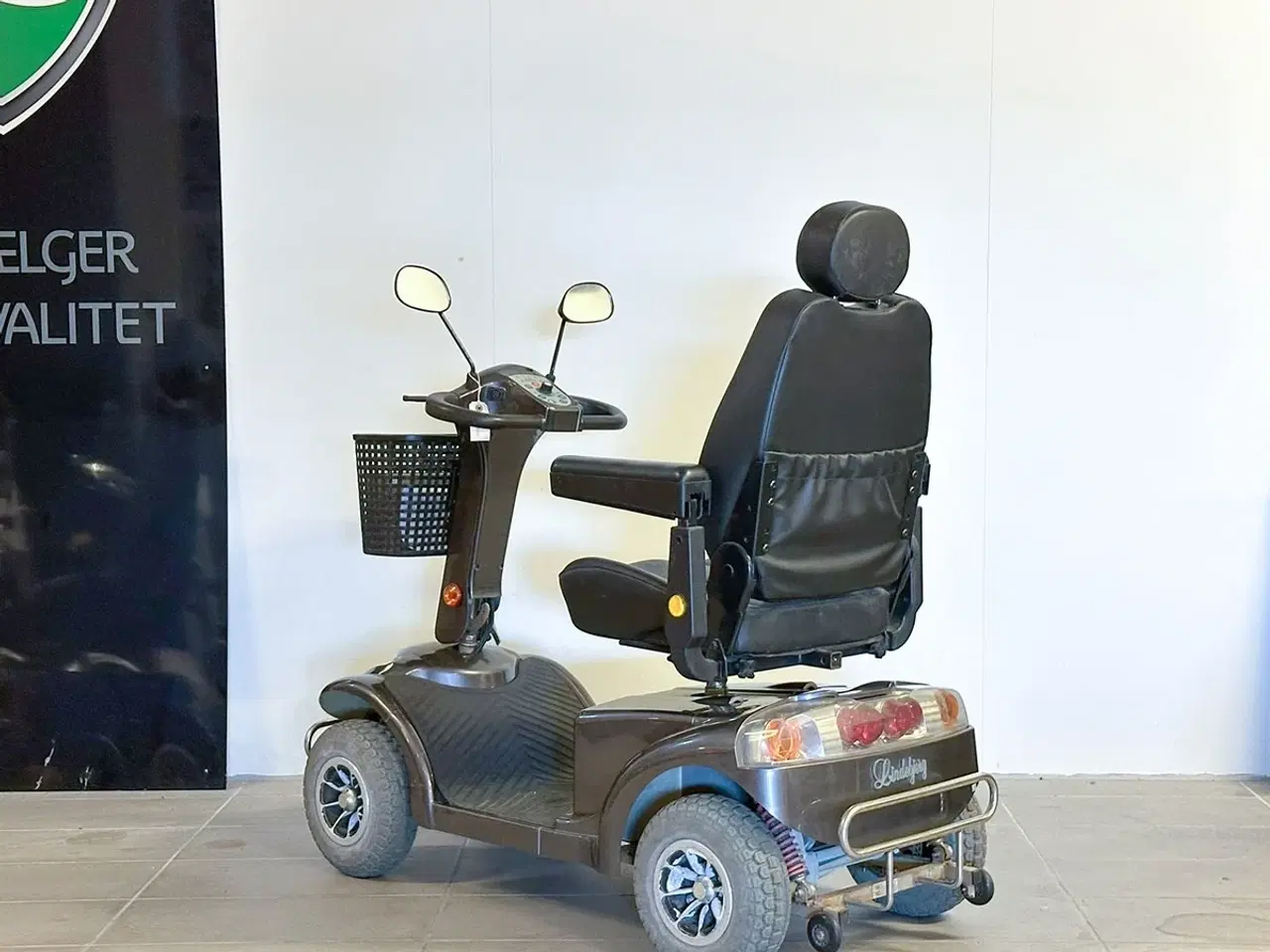 Billede 2 - LM-500 grå
