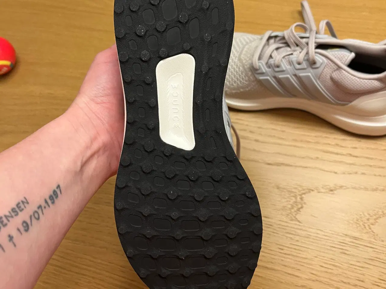 Billede 2 - Adidas sko