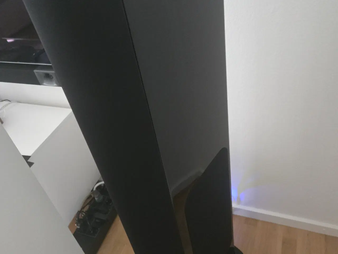 Billede 3 - GoldenEar Triton one-r simi aktive højttalere