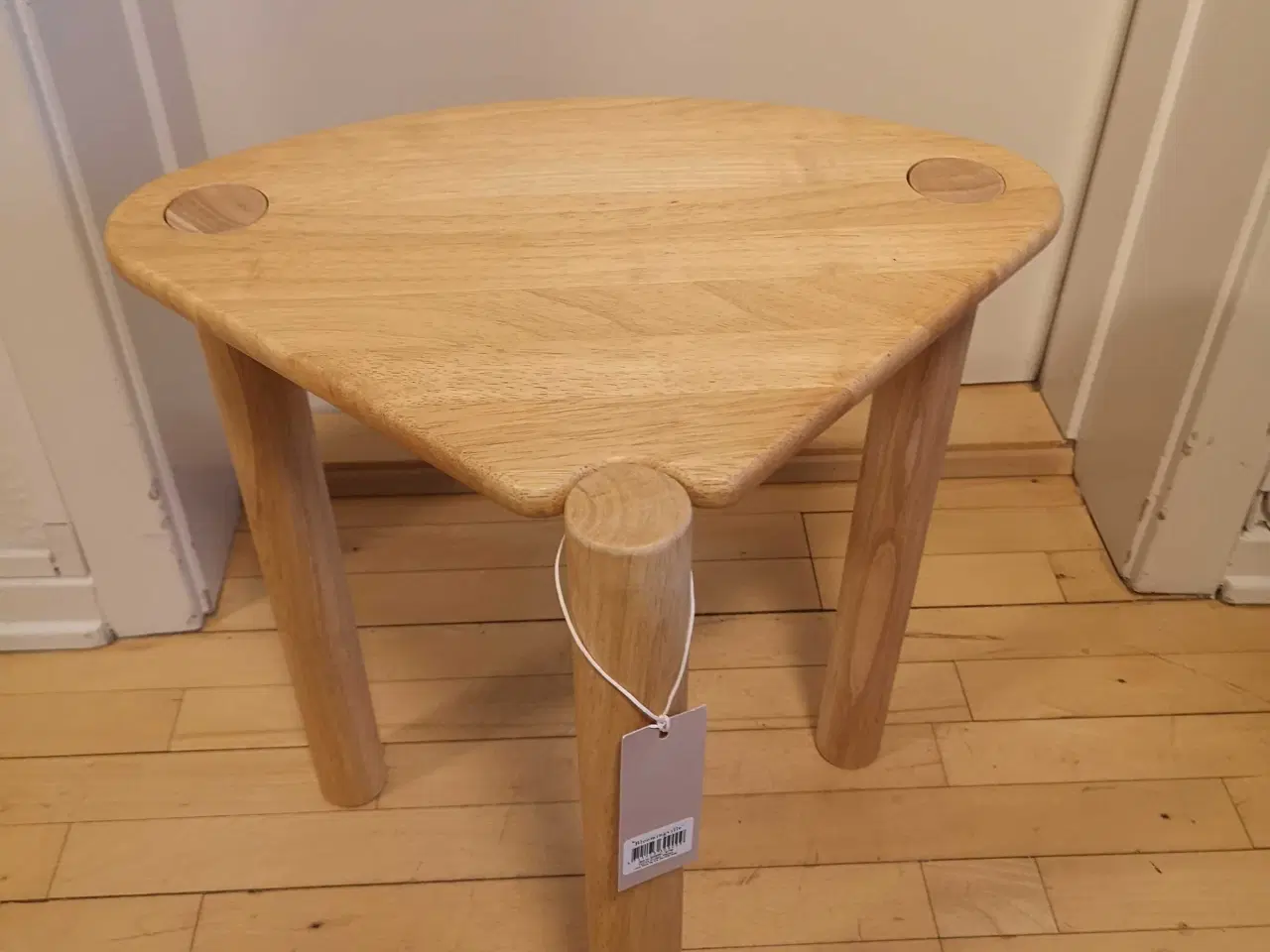 Billede 5 - Bloomingville  Kassia Sidebord, Natur, Gummitræ -S