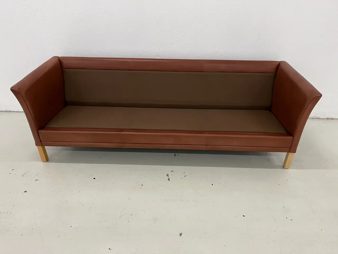 Billede 11 - Mogens Hansen MH2225 3 Pers.Sofa i cognac læder.