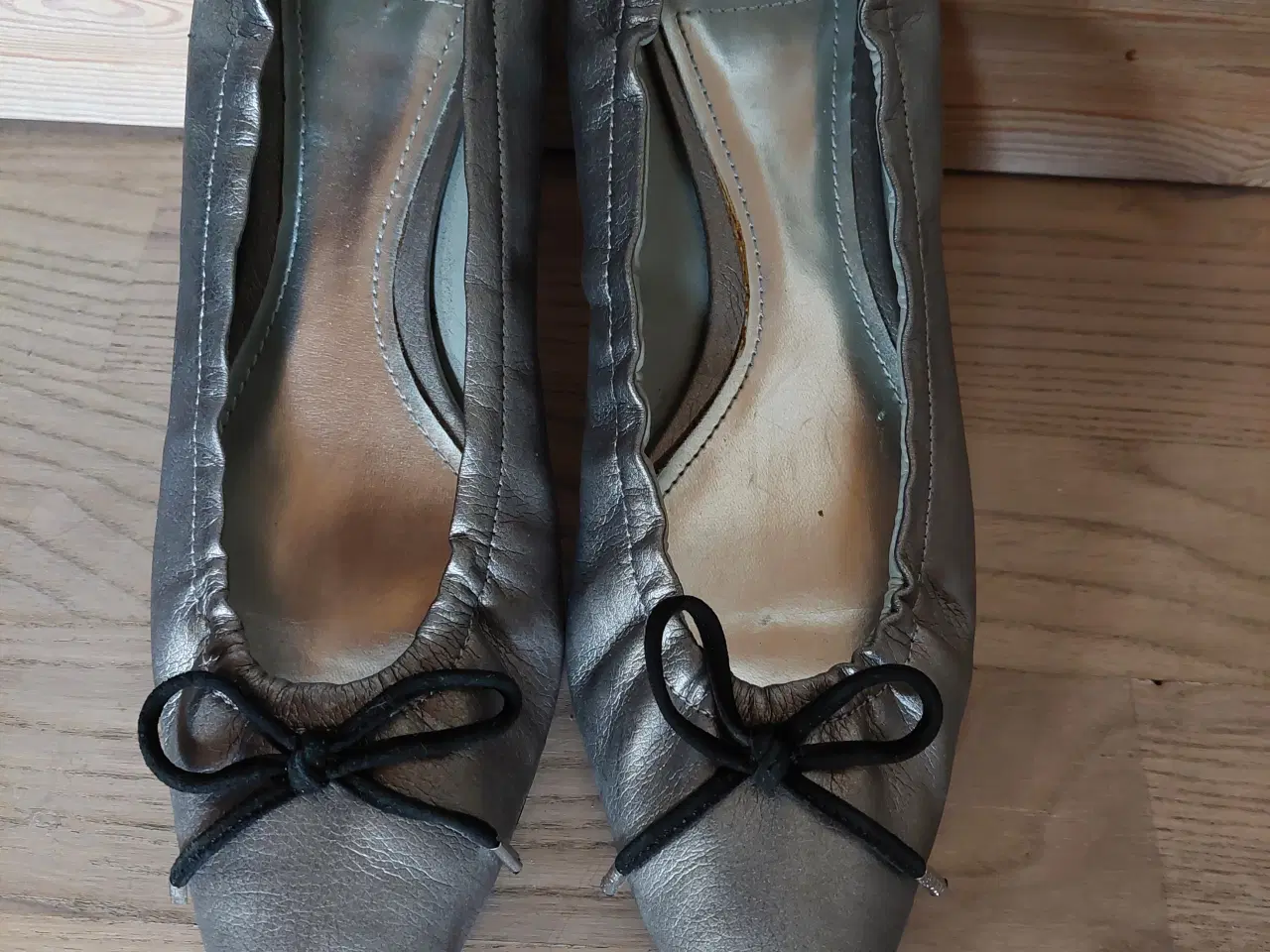 Billede 1 - Pæn Ballarina sko Esprit .Str 39
