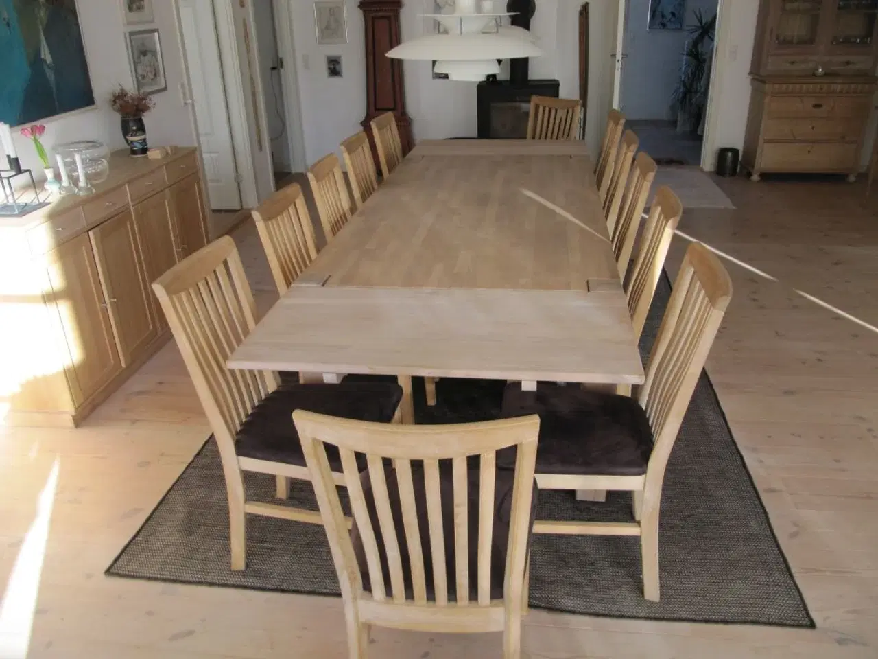 Billede 1 - Spisebord i egetræ