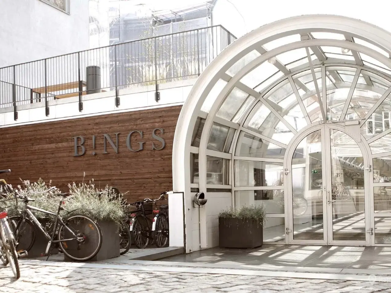 Billede 1 - Bliv en del af B!NGS: Lyst og moderne kontorlejemål med høj loftshøjde og privat terrasse