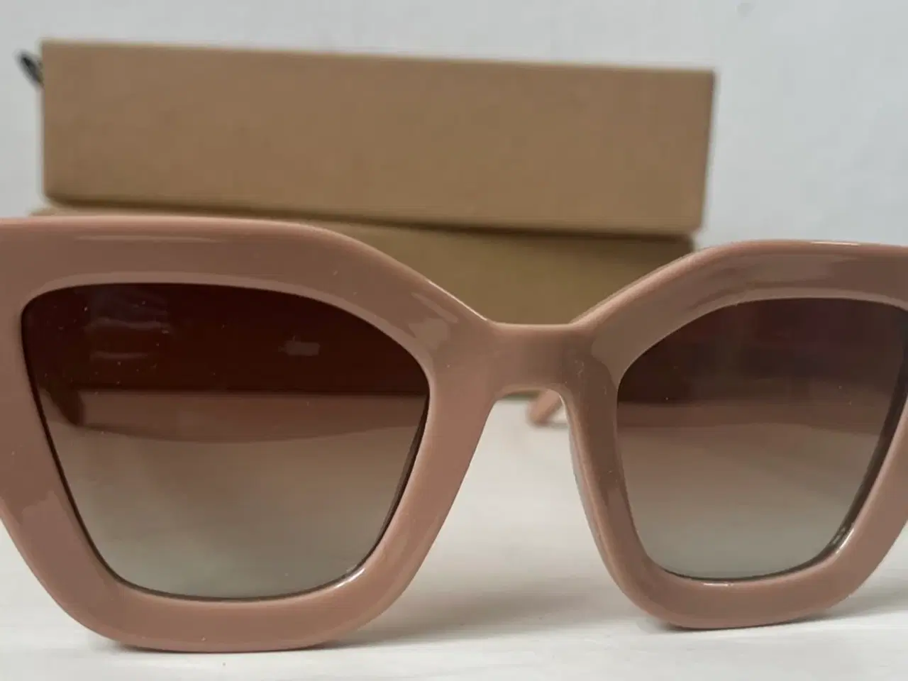 Billede 4 - Meller, solbriller, dame