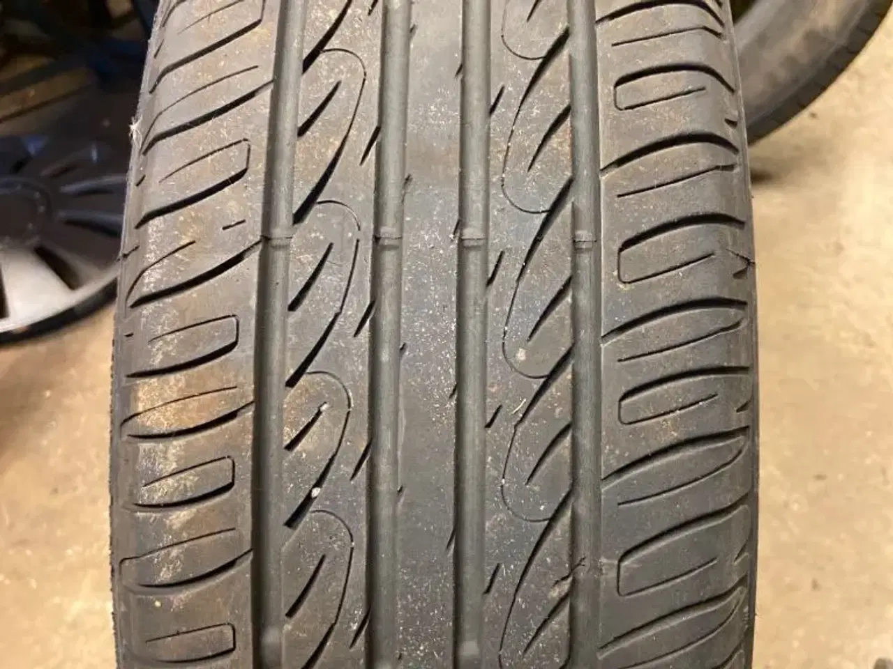 Billede 3 - 4 stk Firestone 195/65R15