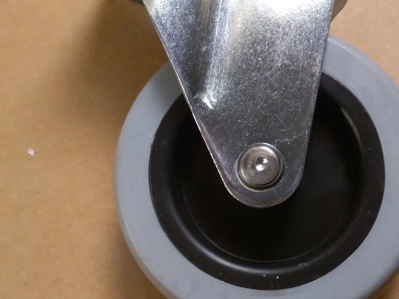 Billede 2 - 400 STK TRANSPORTHJUL - MØBELHJUL