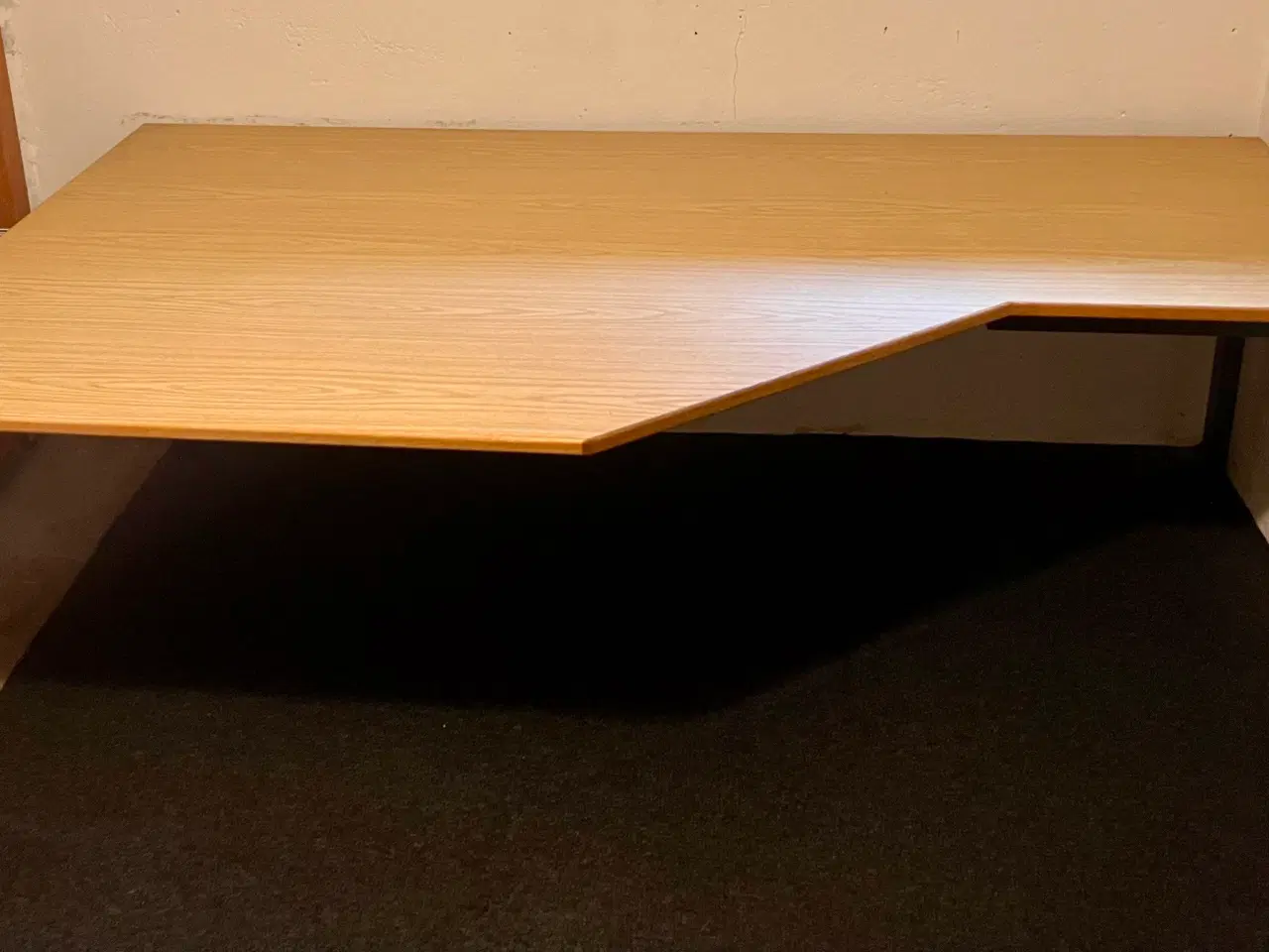Billede 8 - STORT OG FLOT SKRIVEBORD (B195xD110xH65cm)
