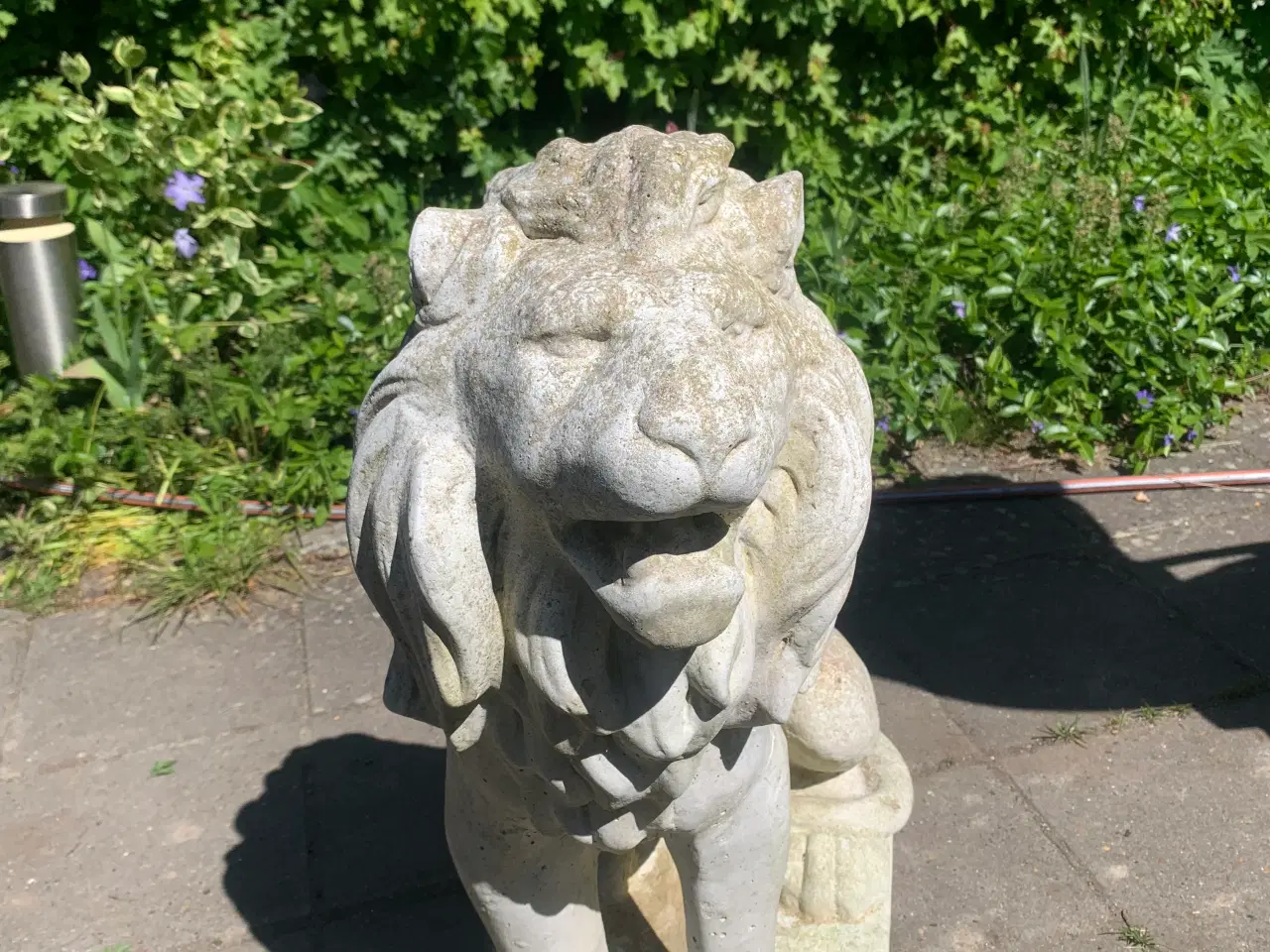 Billede 3 - Løve Statue