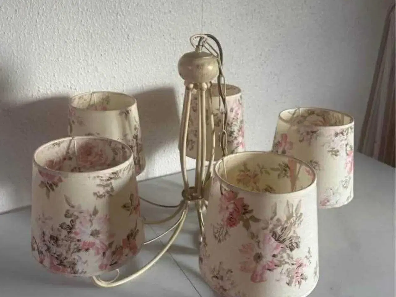 Billede 4 - Loftlampe med blomster