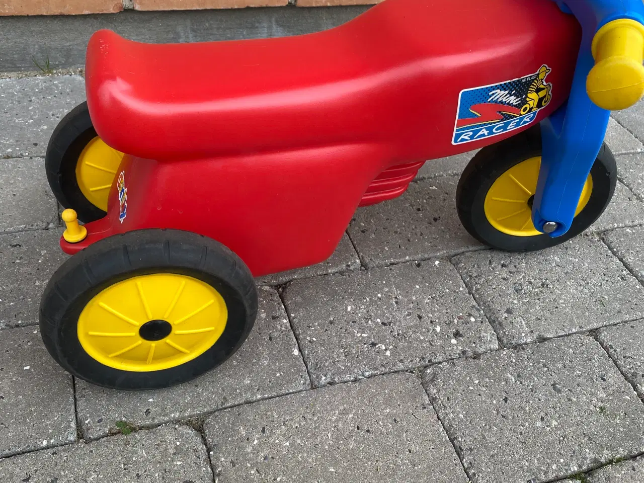 Billede 1 - Dan-Toy scooter med gummihjul