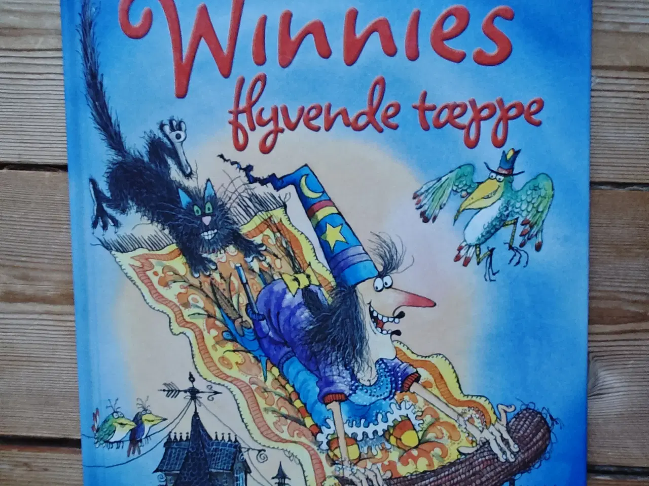Billede 1 - Winnies flyvende tæppe BOG