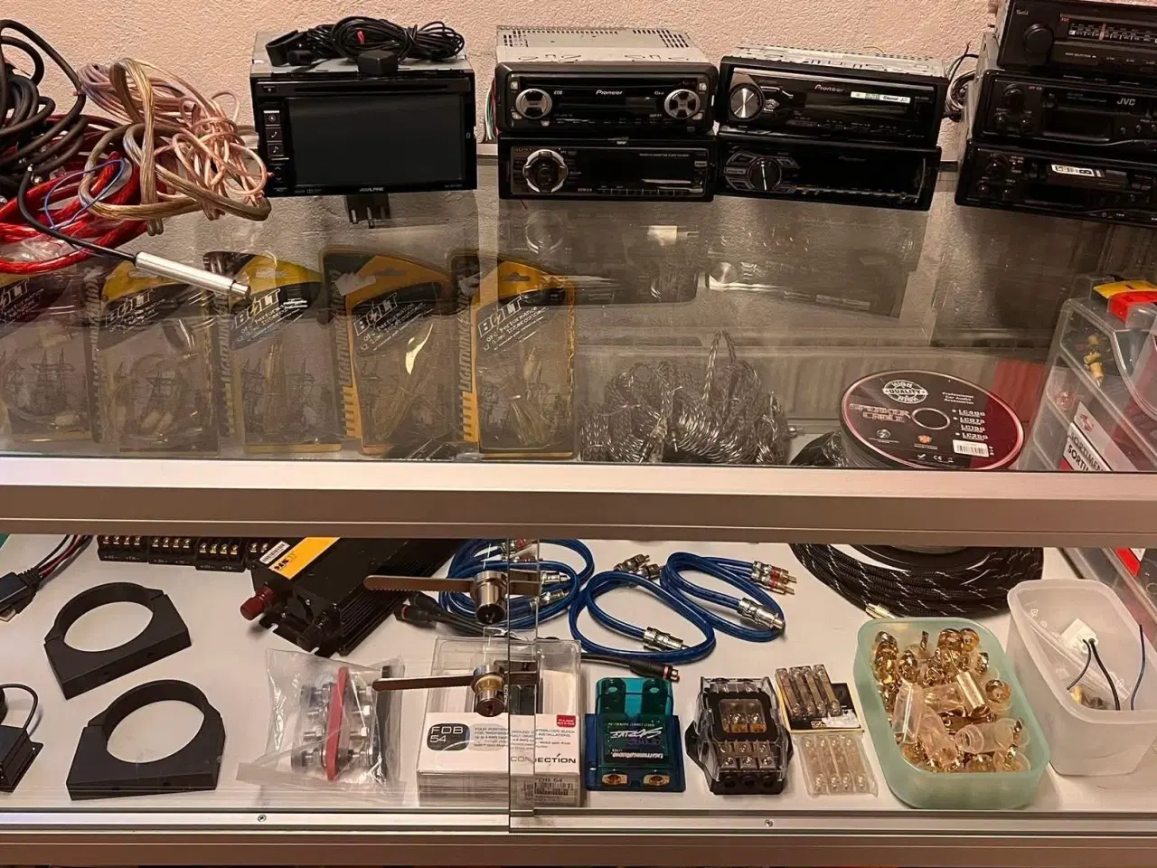 Billede 3 - Bilstereo.. alt skal væk…
