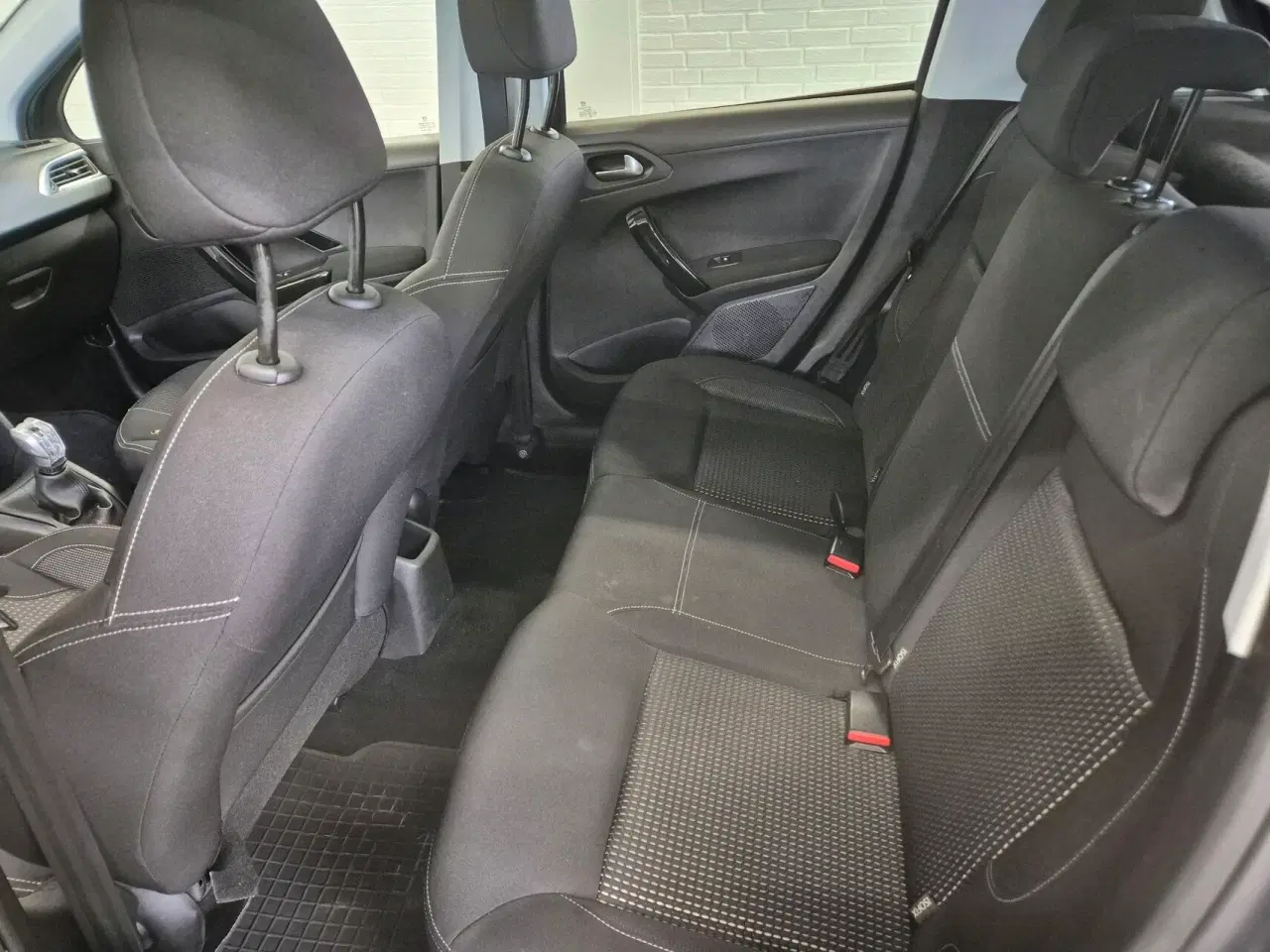 Billede 17 - Peugeot 208 1,6 BlueHDi Allure Sky 100HK 5d