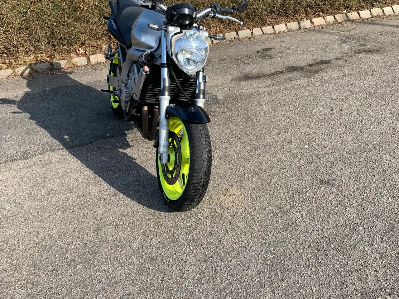 Billede 2 - Yamaha fz6N 