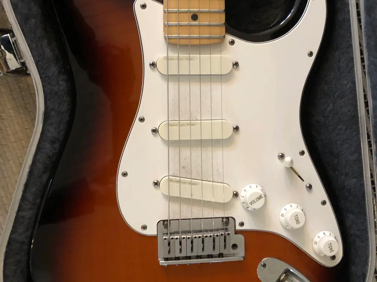 Billede 3 - Fender Stratocaster PLUS