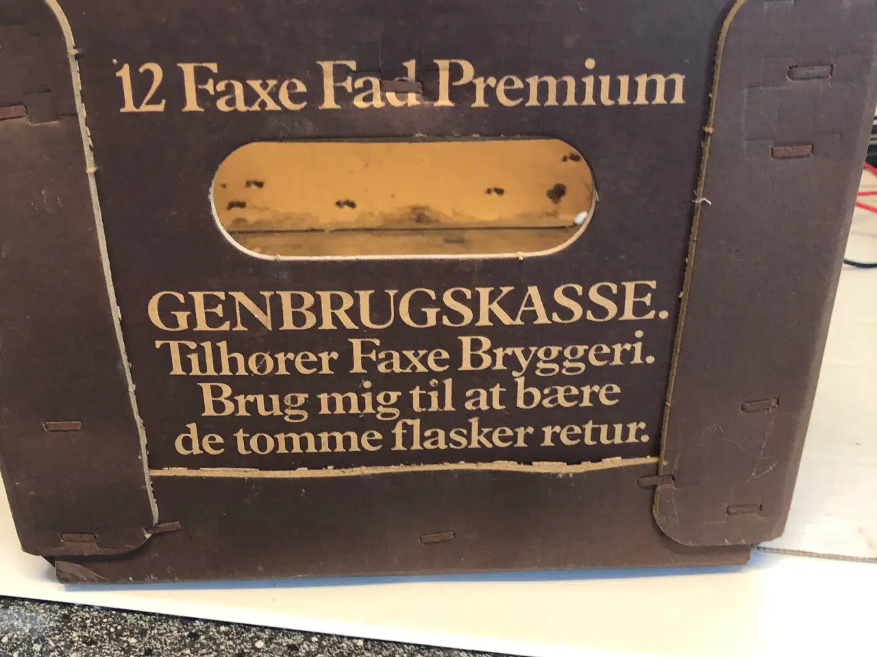 Billede 3 - Faxe øl kasse i pap