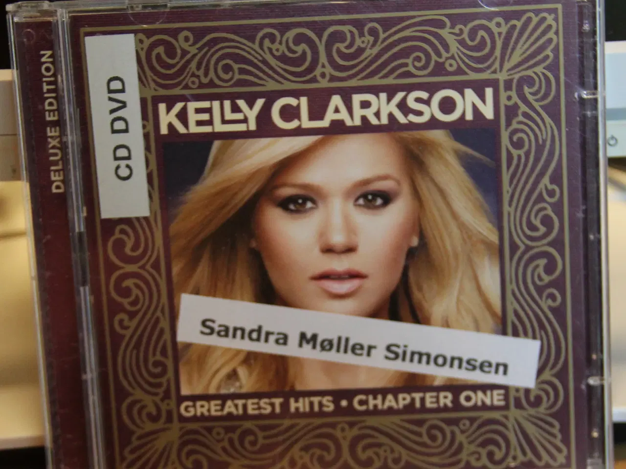 Billede 3 - Internationale CD’er sælges.
