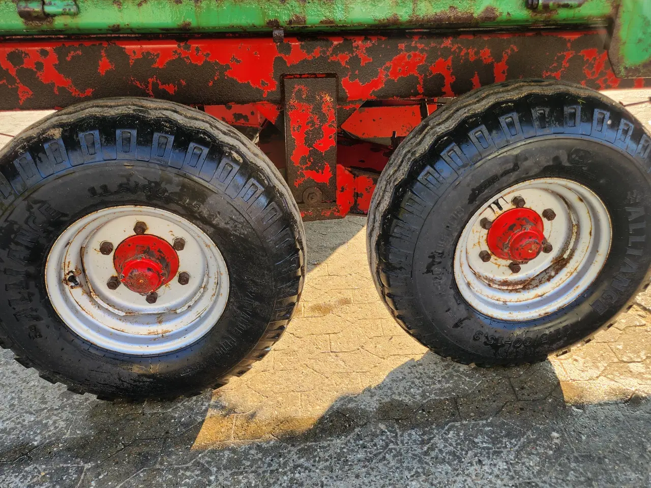 Billede 7 - Tipvogn 10 tons tre vejs tip