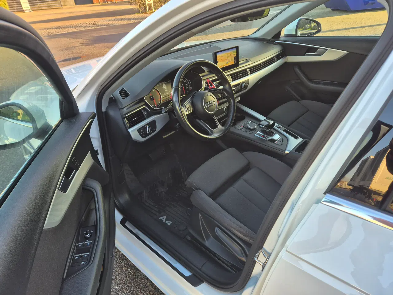 Billede 8 - DKs flotteste Audi A4, Bud modtages