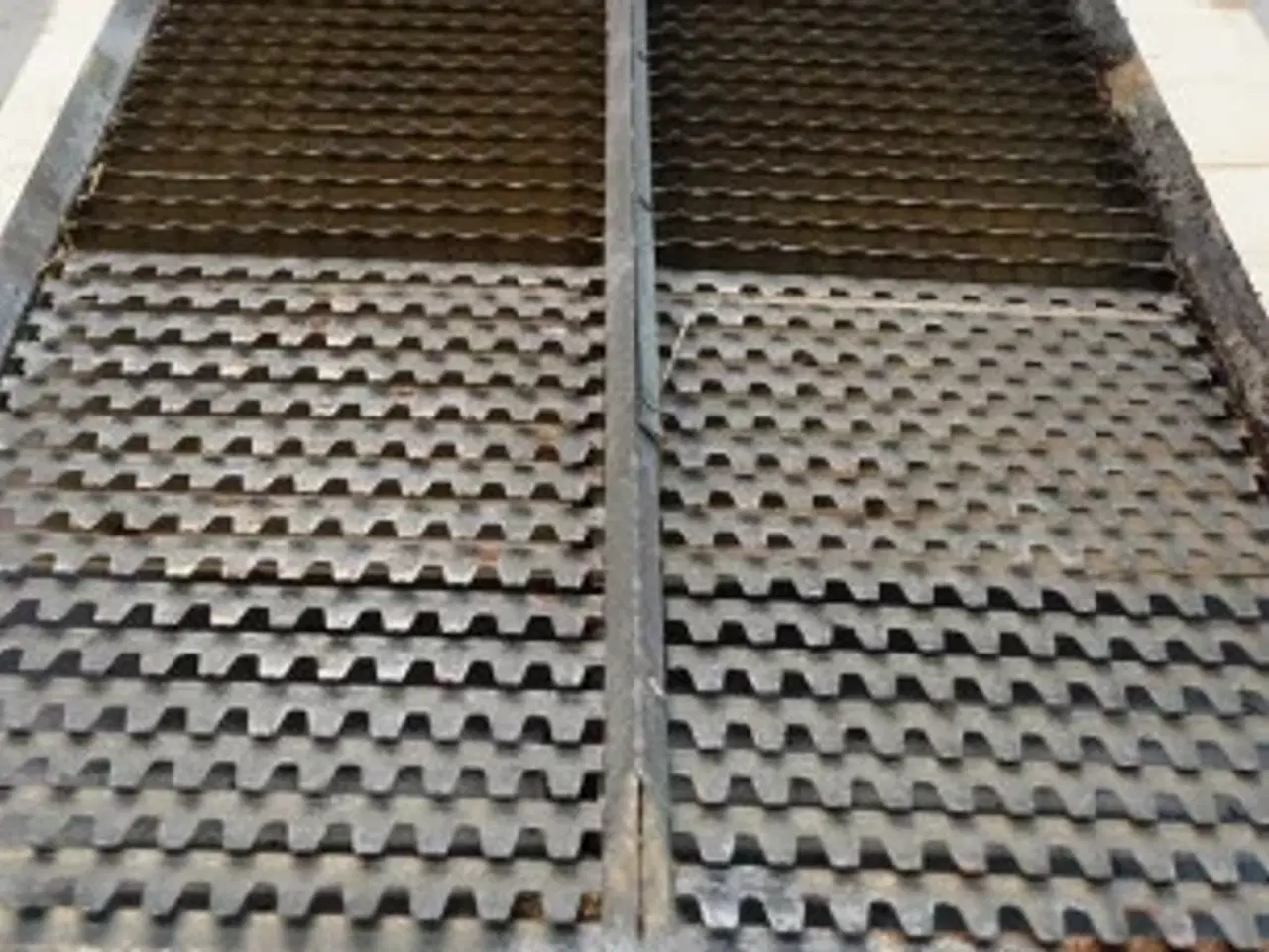 Billede 8 - Claas Lexion 405 Oversold 7361822