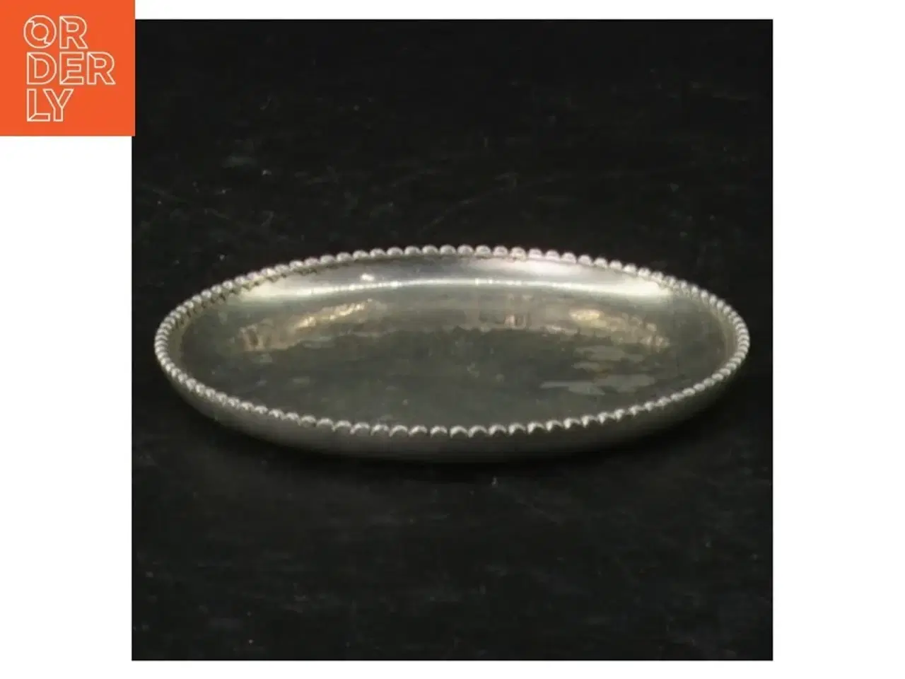 Billede 4 - Sølvfarvede metalbakker (str. Ø 6,5 cm)