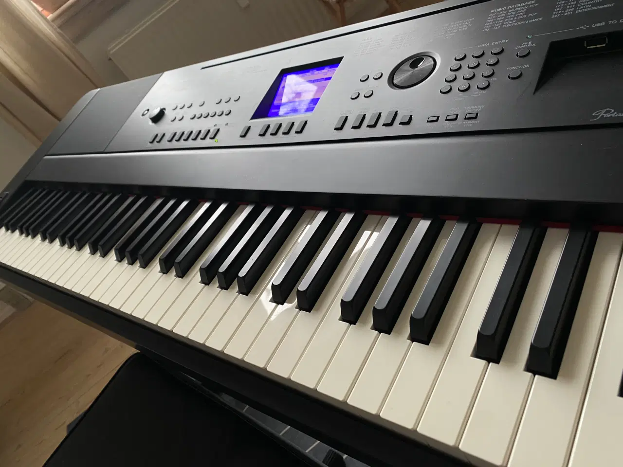 Billede 4 - Yamaha Portable Grand DGX-660