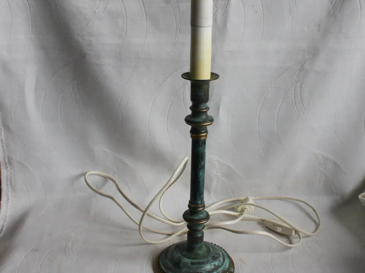Billede 1 - Lampe af patineret messing