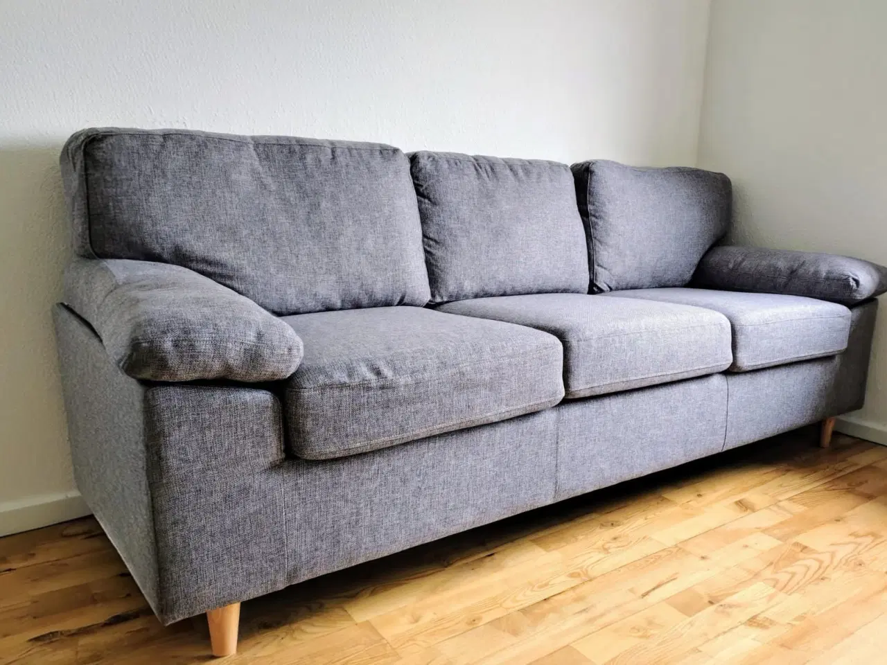 Billede 1 - A comfortable sofa for 3 persons